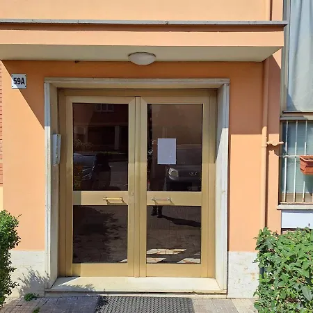 Torre Spaccata For 6 With Parking *